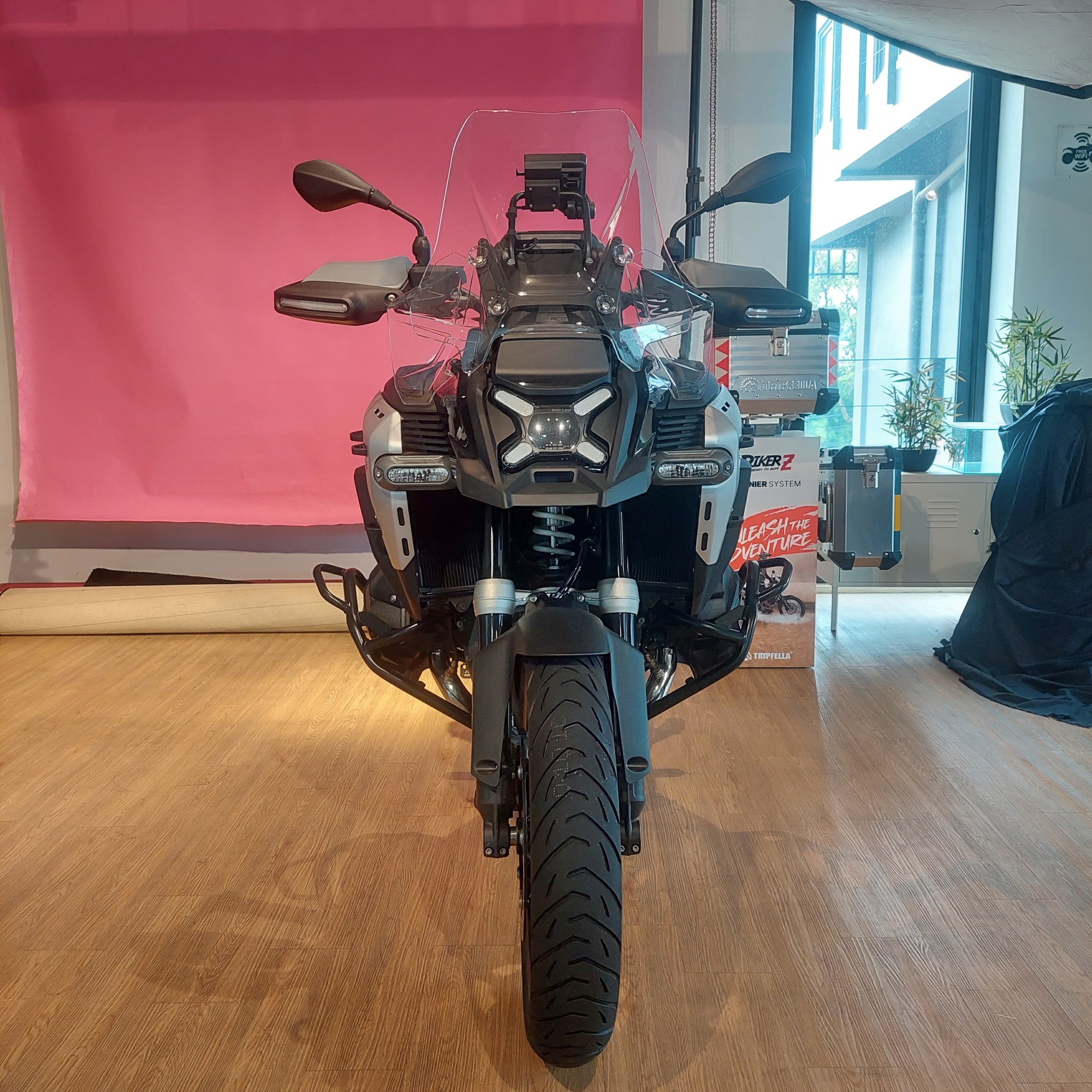 BMW R 1300 GS Adventure with ASA Triple Black (2024) - Image 2