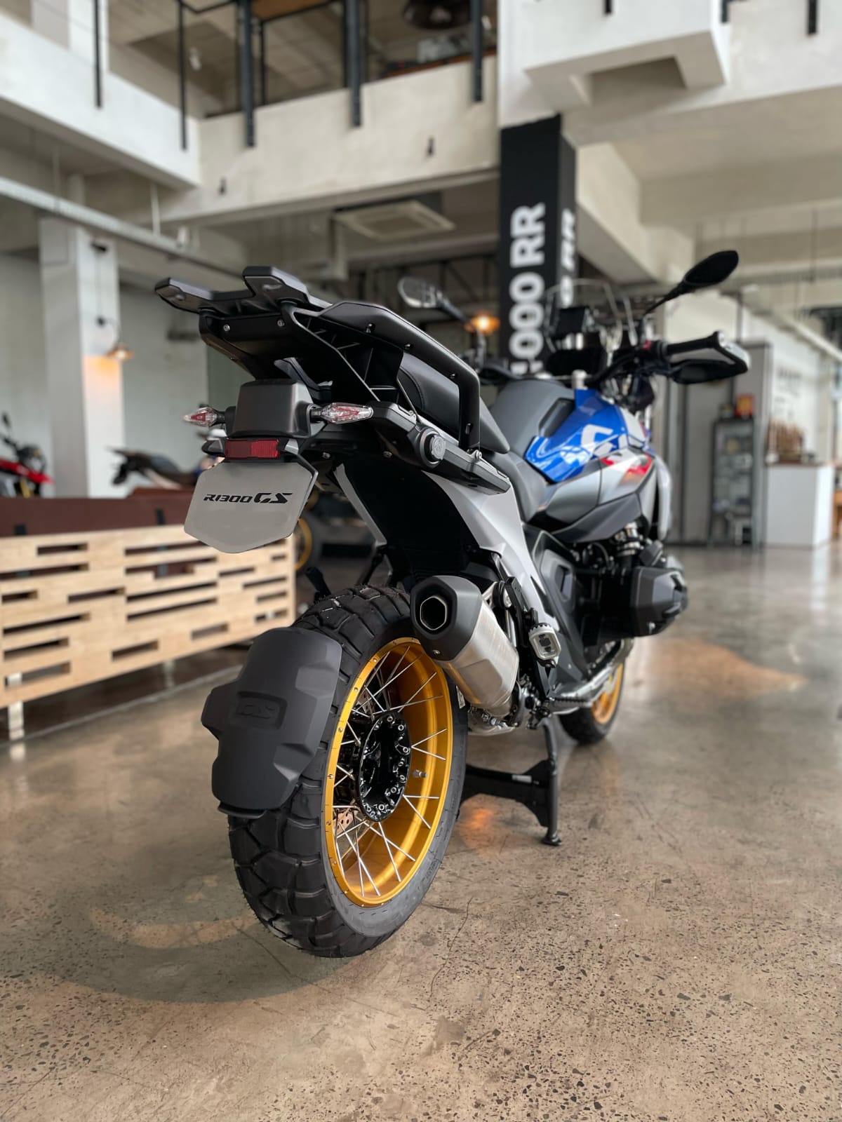 BMW R 1300 GS Trophy (2024) - Competition-Inspired Adventure - Image 5