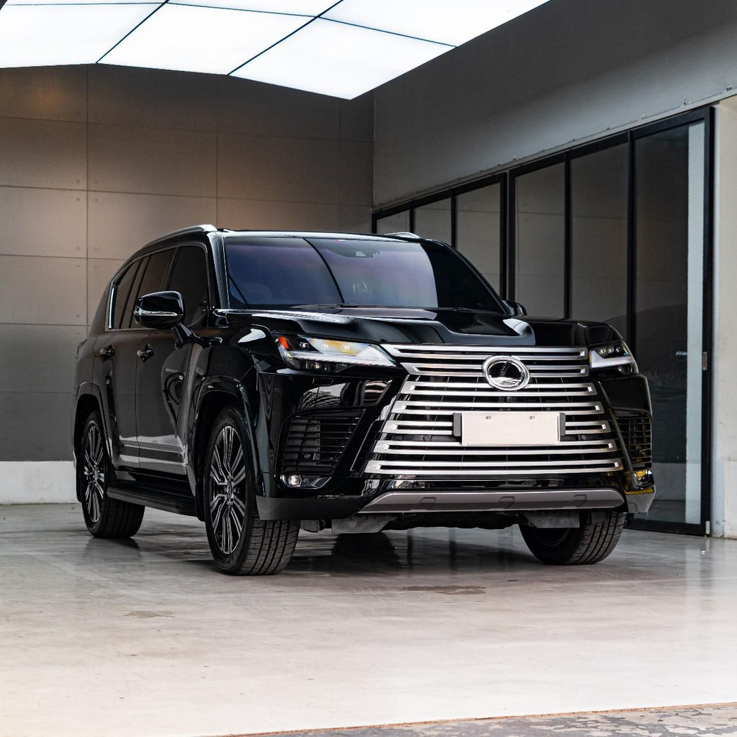 Lexus LX 600