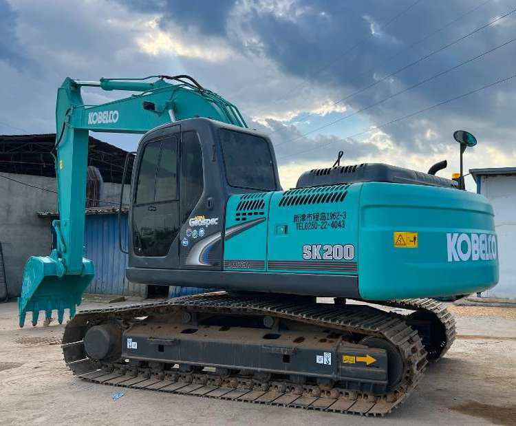Kobelco SK200 Excavator Unit 3